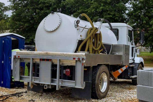 Best Portable toilet rental cost  in Birmingham, AL
